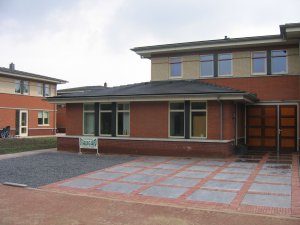 AANLEG COMPLETE VOOR EN ACHTERTUIN WAGENINGEN